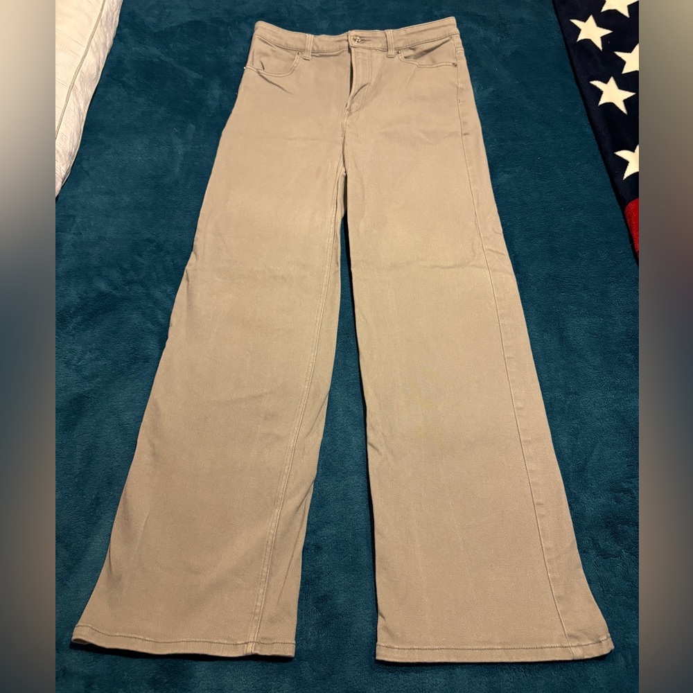 H&M Women's Straight Leg Jeans - Tan